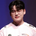 LMHT: Gumayusi khiến fan ấm lòng vì sự ân cần trong buổi fanmeeting kenhtingame com thumb lmht gumayusi khien fan am long vi su an can trong buoi fanmeeting eee51781886353711 940w