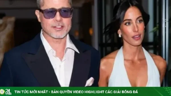 Người phụ nữ kém 30 tuổi khiến Brad Pitt bất chấp tất cả kenhtingame com thumb nguoi phu nu kem 30 tuoi khien brad pitt bat chap tat ca 97121781615063278 940w
