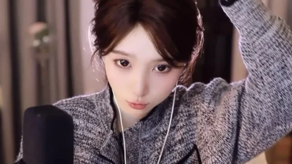Nữ streamer xinh đẹp hé lộ đã chia tay bạn trai kenhtingame com thumb nu streamer xinh dep he lo da chia tay ban trai 5fcb1781300348058 940w