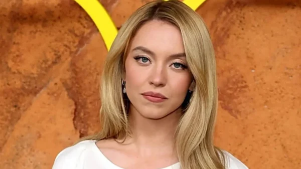 Sao Nữ Sydney Sweeney Đóng Chính Trong Phim Kinh Dị Siêu Nhiên Hollow kenhtingame com thumb sao nu sydney sweeney dong chinh trong phim kinh di sieu nhien hollow 9a5e1780494266128 940w