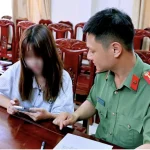 Xử phạt nữ du khách "Netolatone" vì bịa chuyện tâm linh ở Ninh Bình kenhtingame com thumb xu phat nu du khach quot netolatone quot vi bia chuyen tam linh o ninh binh 4fa61781005424346 940w