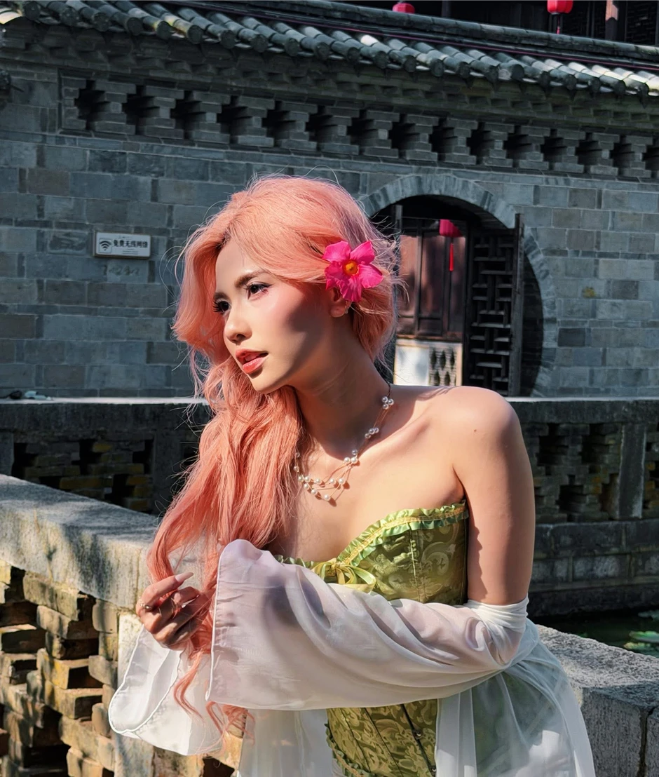 TikToker Châm Sứa khiến tất cả ngỡ ngàng tại The Face Việt Nam TikToker Châm Sứa khiến tất cả ngỡ ngàng tại The Face Việt Nam