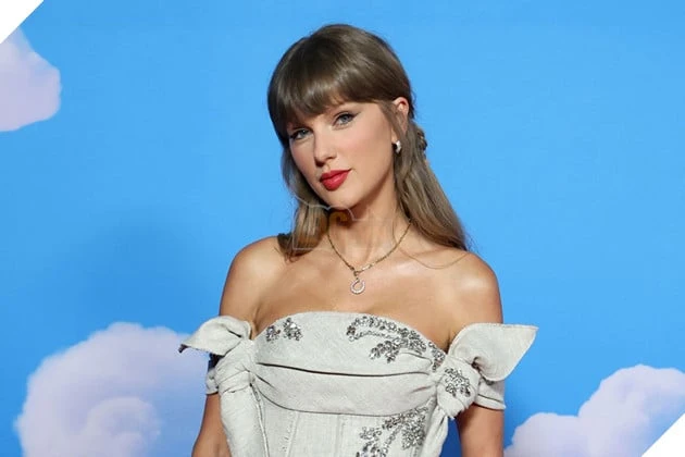 Tom Hanks Tiết Lộ Ca Khúc Của Taylor Swift Trong Toy Story 5 Được Giữ Bí Mật Tuyệt Đối Đến Ngày Công Chiếu Tom Hanks Tiết Lộ Ca Khúc Của Taylor Swift Trong Toy Story 5 Được Giữ Bí Mật Tuyệt Đối Đến Ngày Công Chiếu