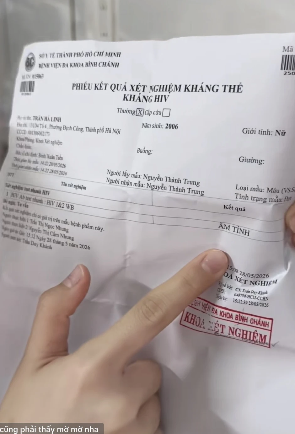 Trần Hà Linh lại lên video giật gân, lấy bệnh xã hội câu view Trần Hà Linh lại lên video giật gân, lấy bệnh xã hội câu view