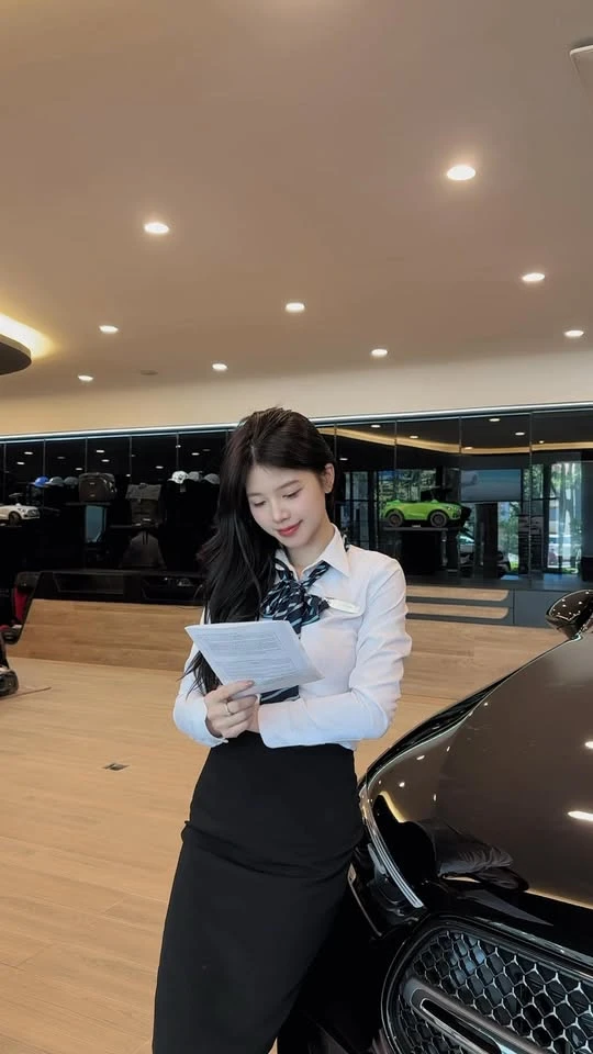 Viral mùa World Cup, hot girl Mercedes "gây mê" người xem với loạt content thú vị Viral mùa World Cup, hot girl Mercedes "gây mê" người xem với loạt content thú vị