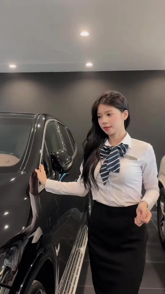 Viral mùa World Cup, hot girl Mercedes "gây mê" người xem với loạt content thú vị Viral mùa World Cup, hot girl Mercedes "gây mê" người xem với loạt content thú vị