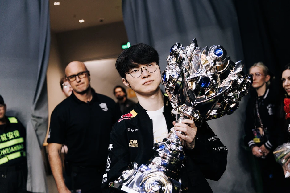 Xuất hiện thông tin lương của dàn sao LMHT, con số của Faker là "không tưởng"