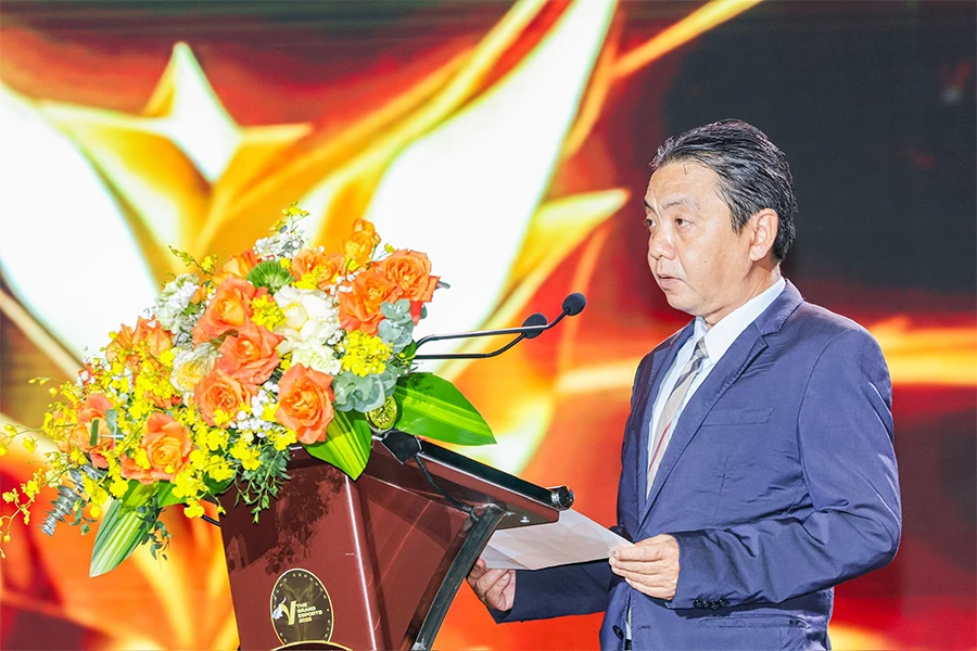 “Esports Việt Nam sẽ phát triển chính quy, gắn với công nghiệp văn hóa và hội nhập quốc tế” “Esports Việt Nam sẽ phát triển chính quy, gắn với công nghiệp văn hóa và hội nhập quốc tế”