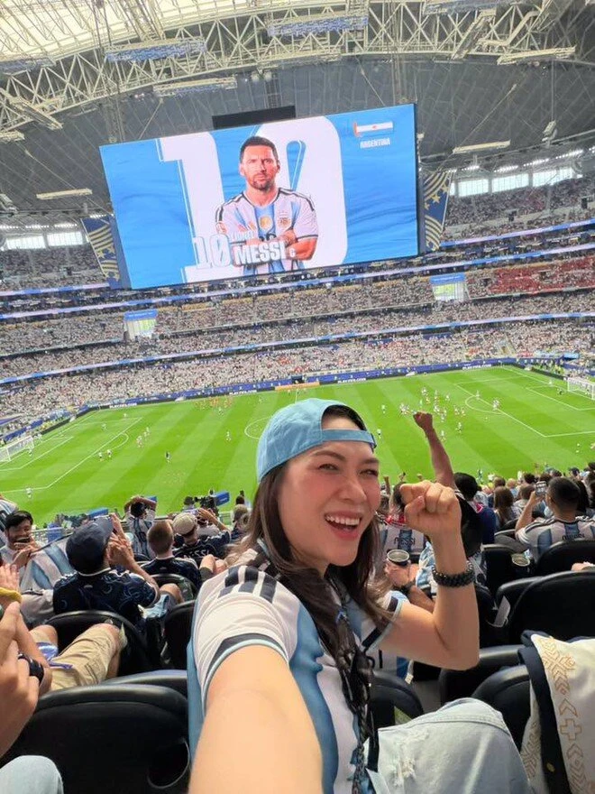 4 chữ ngắn gọn Mỹ Tâm nhắn gửi thần tượng Messi sau chung kết World Cup 2026 4 chữ ngắn gọn Mỹ Tâm nhắn gửi thần tượng Messi sau chung kết World Cup 2026