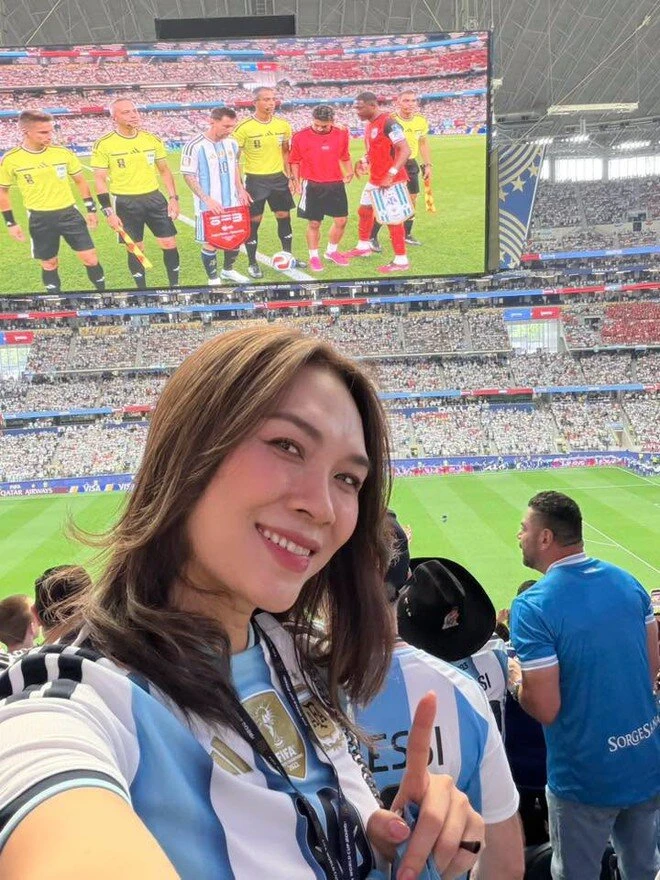 4 chữ ngắn gọn Mỹ Tâm nhắn gửi thần tượng Messi sau chung kết World Cup 2026 4 chữ ngắn gọn Mỹ Tâm nhắn gửi thần tượng Messi sau chung kết World Cup 2026