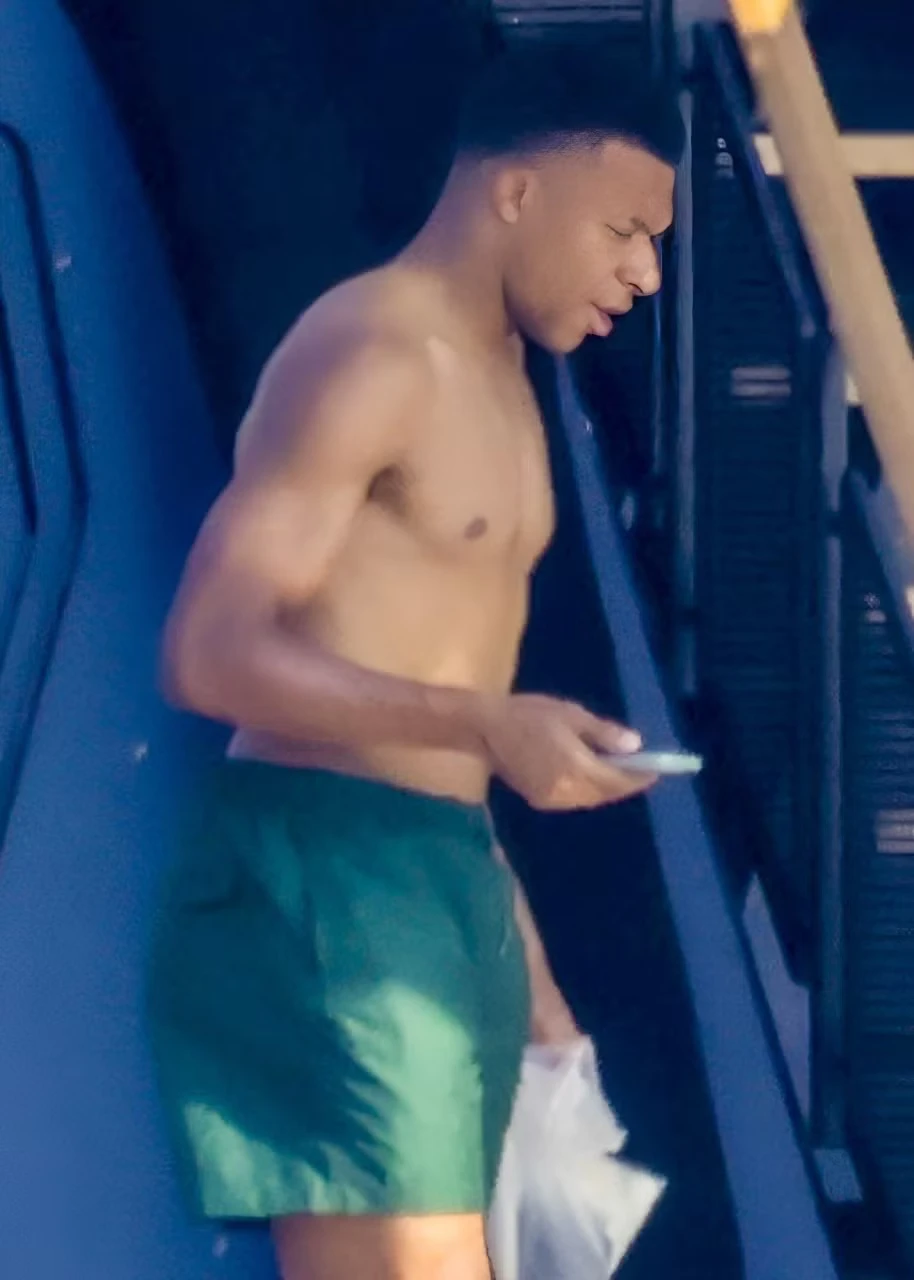 Ảnh hẹn hò của Mbappe và mỹ nhân Tây Ban Nha Ảnh hẹn hò của Mbappe và mỹ nhân Tây Ban Nha