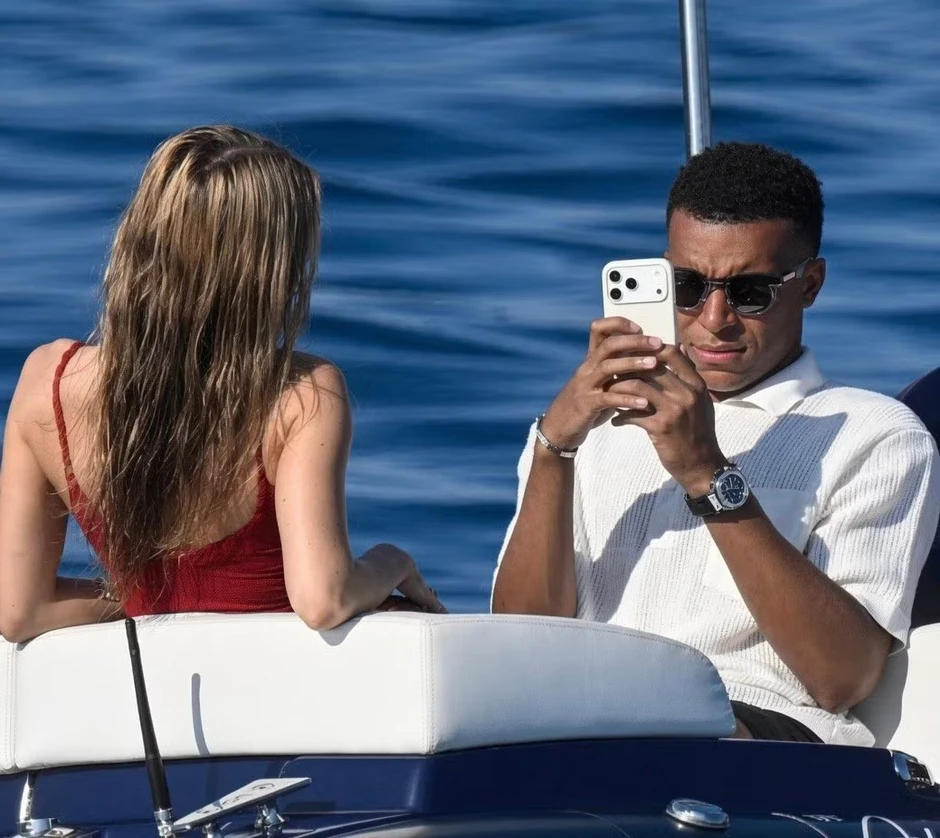 Ảnh hẹn hò của Mbappe và mỹ nhân Tây Ban Nha Ảnh hẹn hò của Mbappe và mỹ nhân Tây Ban Nha