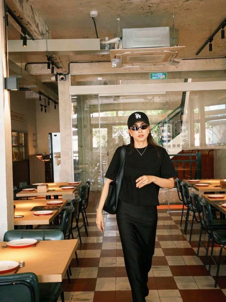 Ảnh sao 21/7: Hồ Ngọc Hà tận hưởng mùa hè lạnh ở Thụy Điển Ảnh sao 21/7: Hồ Ngọc Hà tận hưởng mùa hè lạnh ở Thụy Điển
