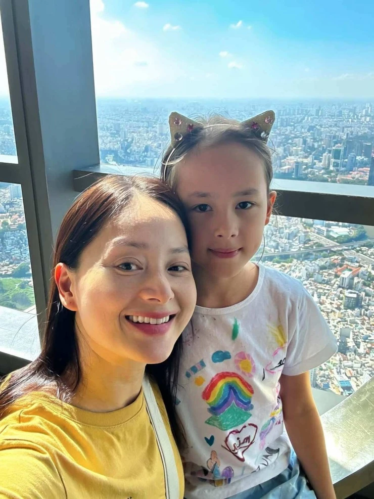 Ảnh sao 24/7: Vợ chồng Hà Kiều Anh mừng 19 năm cưới Ảnh sao 24/7: Vợ chồng Hà Kiều Anh mừng 19 năm cưới