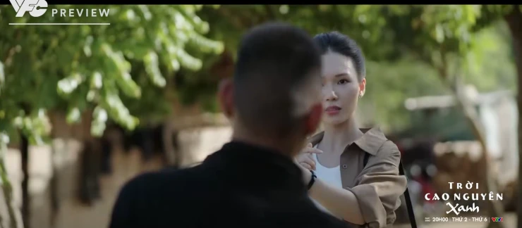 Con gái Trung tá Minh bị kẻ lạ tiếp cận tại trường