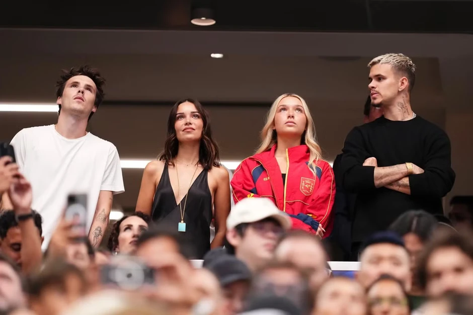 Đã rõ cách Beckham vượt Shakira, kiếm tiền khủng nhất World Cup 2026 Đã rõ cách Beckham vượt Shakira, kiếm tiền khủng nhất World Cup 2026