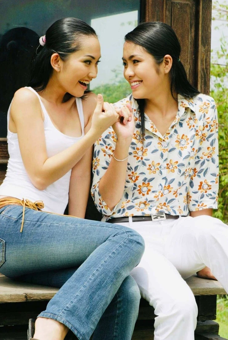 Dàn diễn viên Hương phù sa sau 20 năm Dàn diễn viên Hương phù sa sau 20 năm