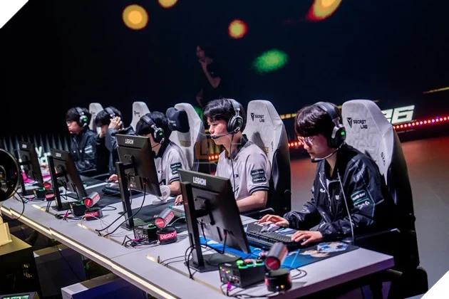 Dplus KIA Đánh Bại Đội Tuyển Pháp Karmine Corp Và Giành Ngôi Vô Địch Bộ Môn LMHT Tại Esports World Cup 2026