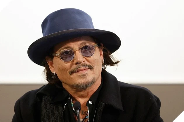 Johnny Depp Tái Xuất Hollywood Với Phim Kinh Dị Giáng Sinh Ebenezer