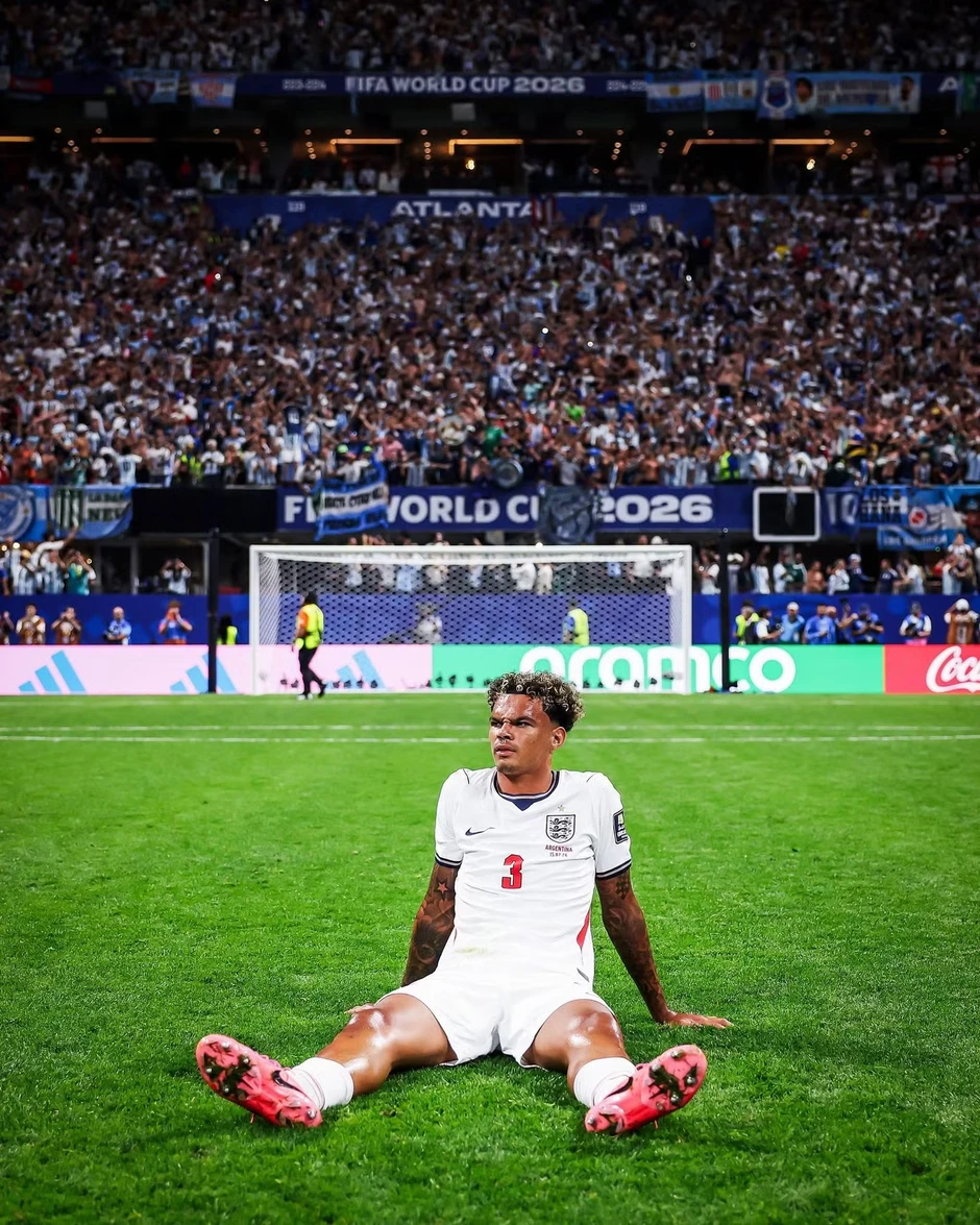 Khán giả dậy sóng lý do Anh thua đau trước Messi và Argentina Khán giả dậy sóng lý do Anh thua đau trước Messi và Argentina