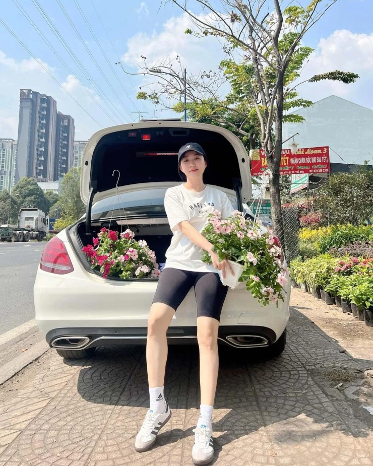Không gian sống hơn 5,5 tỷ đồng của Huỳnh Hồng Loan Không gian sống hơn 5,5 tỷ đồng của Huỳnh Hồng Loan