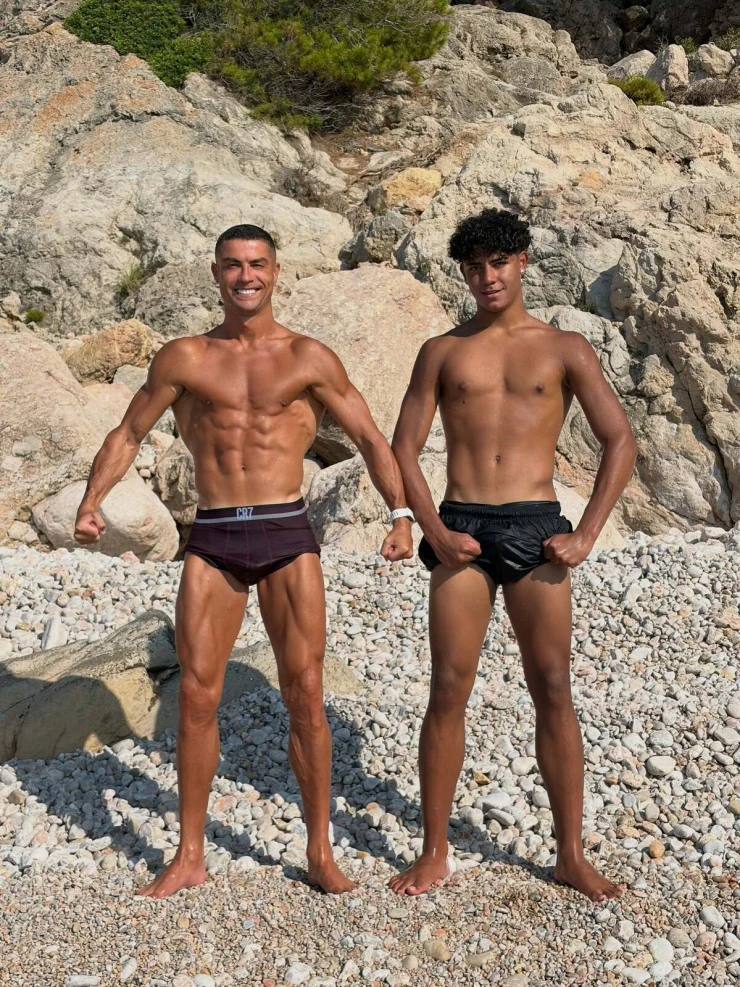 Kỳ nghỉ của Ronaldo và vợ sắp cưới