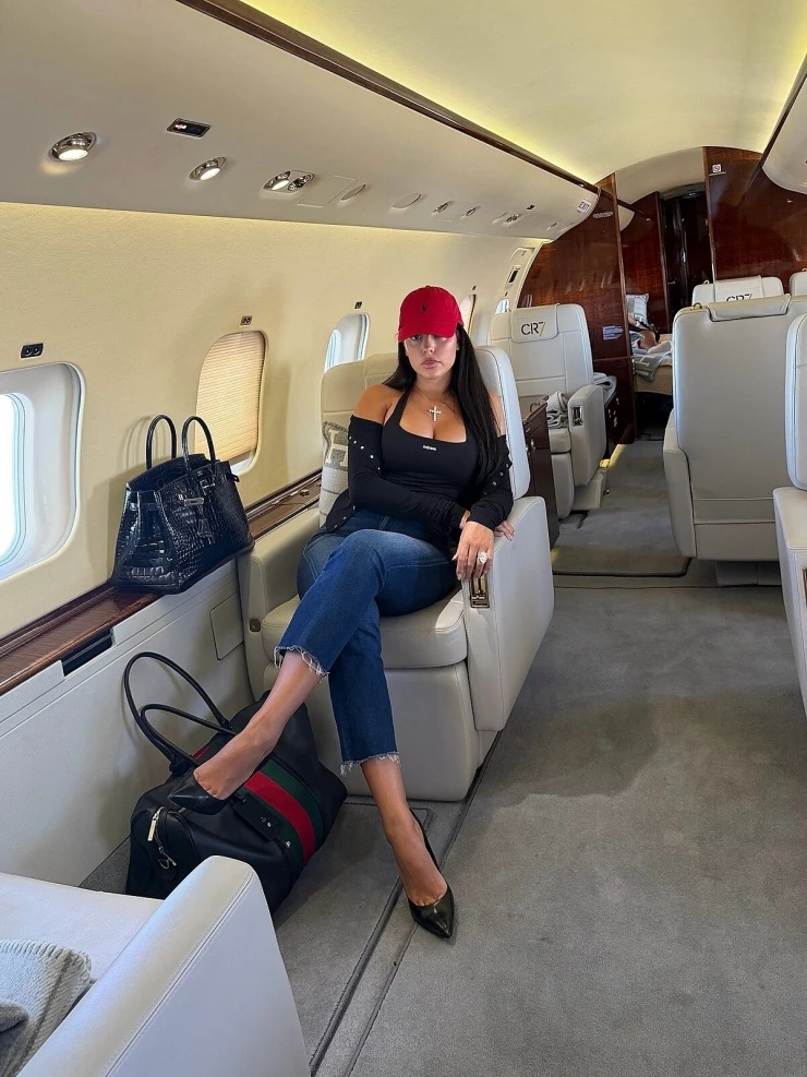 Kỳ nghỉ của Ronaldo và vợ sắp cưới