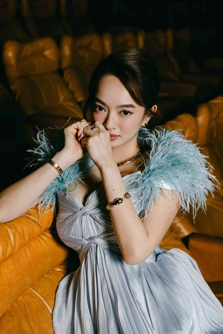 Mỹ nhân trăm tỷ trở thành giám khảo trẻ nhất LHP Châu Á Đà Nẵng là ai? Mỹ nhân trăm tỷ trở thành giám khảo trẻ nhất LHP Châu Á Đà Nẵng là ai?
