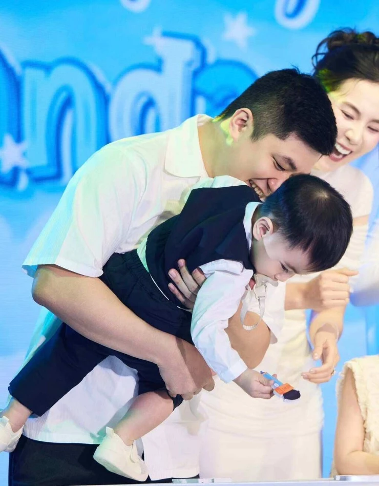 Mai Ngọc: Tôi không có thời gian để buồn khi làm mẹ toàn thời gian Mai Ngọc: Tôi không có thời gian để buồn khi làm mẹ toàn thời gian