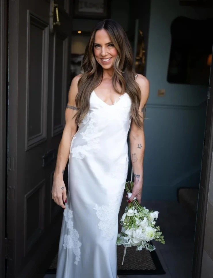 Mel C nhóm Spice Girls khoe ảnh cưới Mel C nhóm Spice Girls khoe ảnh cưới