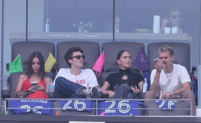 Nhà Beckham dự khán chung kết World Cup, Brooklyn ngồi xem ở nhà Nhà Beckham dự khán chung kết World Cup, Brooklyn ngồi xem ở nhà