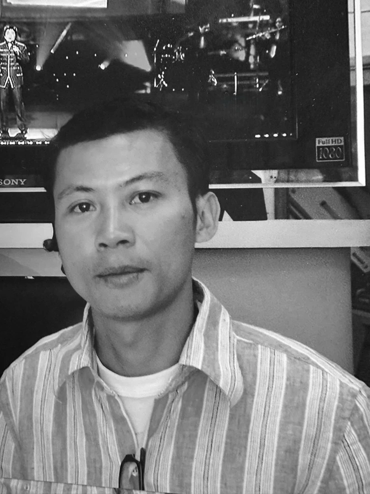 Nhà thơ Hà Nội mùa vắng những cơn mưa qua đời ở tuổi 52 Nhà thơ Hà Nội mùa vắng những cơn mưa qua đời ở tuổi 52