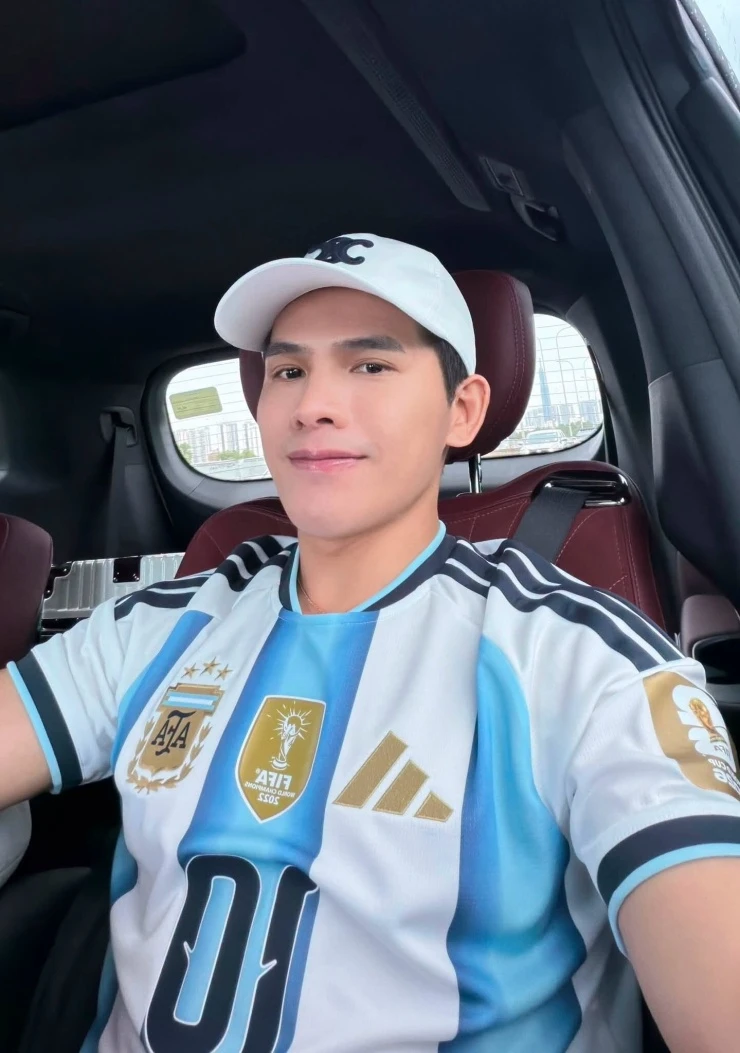 NSND Trung Anh, Quốc Thiên và dàn sao Việt nức lòng vì Messi ở World Cup 2026