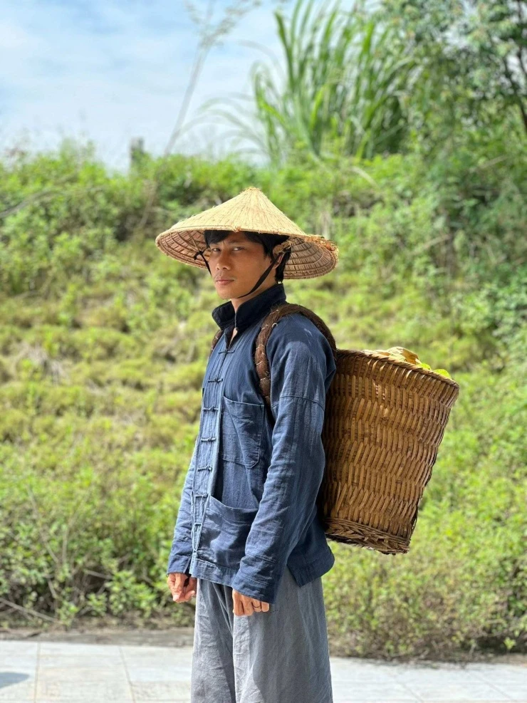 Phương Nam “Mưa đỏ” liên tục phải hành xác vì vai diễn, từ giảm 15kg đến tăng 10kg rồi lại ép cân cấp tốc