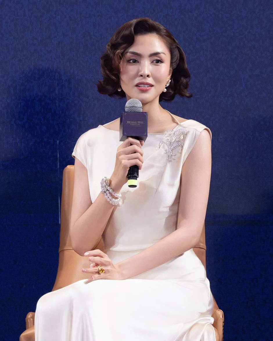 Tăng Thanh Hà đóng Nam Phương Hoàng hậu Tăng Thanh Hà đóng Nam Phương Hoàng hậu