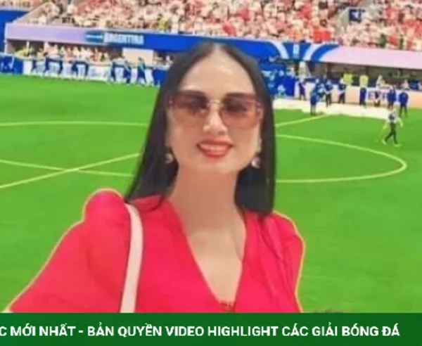 Ca sĩ Hà Phương hé lộ khoảnh khắc được chồng tỷ phú chiều hết mực khi cô mê Messi kenhtingame com thumb ca si ha phuong he lo khoanh khac duoc chong ty phu chieu het muc khi co me messi d0ba1784460526246 940w