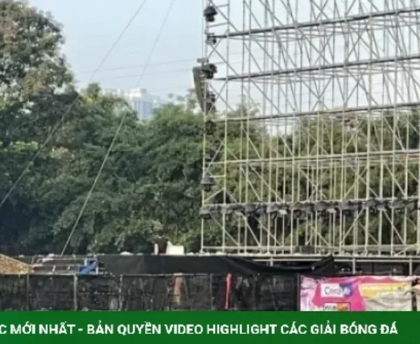 Concert ở Hà Nội ngập rác, khán giả bì bõm lội bùn kenhtingame com thumb concert o ha noi ngap rac khan gia bi bom loi bun 4b201783962028287 940w