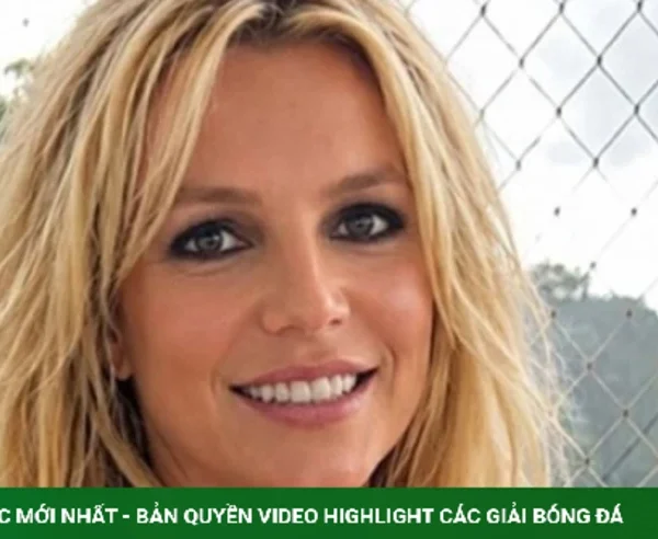 Công chúa nhạc pop Britney Spears mất kiểm soát kenhtingame com thumb cong chua nhac pop britney spears mat kiem soat 596d1783818364679 940w
