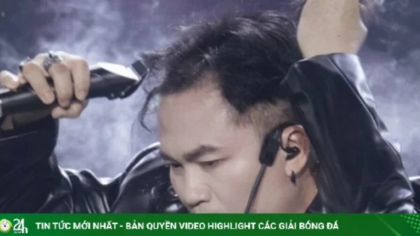Đại Nghĩa cạo đầu trên sân khấu Anh trai vượt ngàn chông gai kenhtingame com thumb dai nghia cao dau tren san khau anh trai vuot ngan chong gai 1ab11784471265835 940w