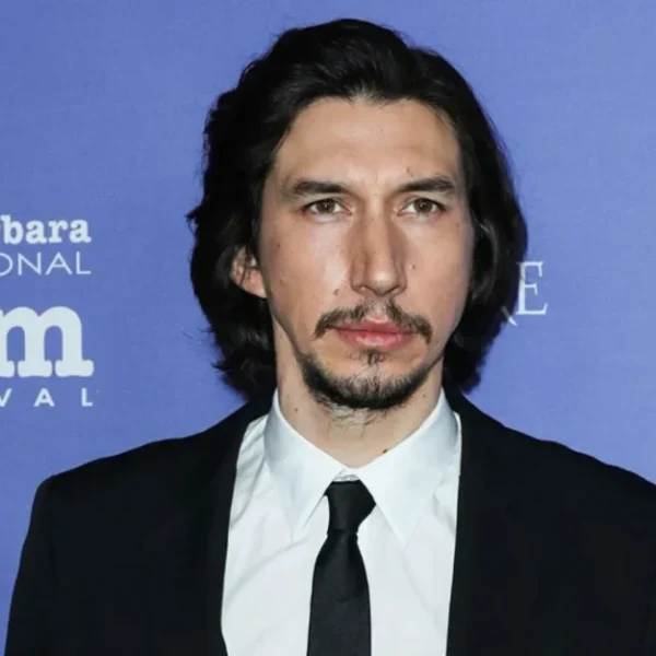 Kevin Feige Tiết Lộ Adam Driver Nhiều Lần Từ Chối Marvel, Trở Thành "Truyền Thống" kenhtingame com thumb kevin feige tiet lo adam driver nhieu lan tu choi marvel tro thanh quot truyen thong quot 692c1784665834372 940w
