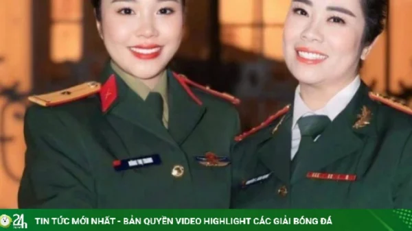 Nữ ca sĩ mang hàm Đại úy, hai lần thủ khoa Đại học Văn hóa Nghệ thuật Quân đội kenhtingame com thumb nu ca si mang ham dai uy hai lan thu khoa dai hoc van hoa nghe thuat quan doi f30d1785542954177 940w
