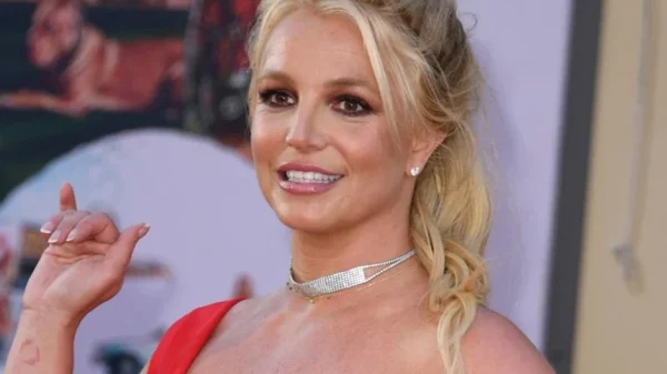 Phim Tiểu Sử Britney Spears Chính Thức Có Biên Kịch, Cha Đẻ New Girl Chấp Bút kenhtingame com thumb phim tieu su britney spears chinh thuc co bien kich cha de new girl chap but 55401783537371145 940w