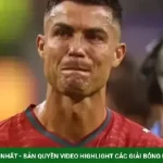 Ronaldo tặng ca sĩ nghiệp dư giày thi đấu kenhtingame com thumb ronaldo tang ca si nghiep du giay thi dau 191e1783772187710 940w