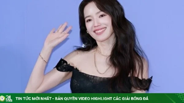 Thư Kỳ ngọt ngào như gái 20 trên thảm đỏ kenhtingame com thumb thu ky ngot ngao nhu gai 20 tren tham do d13e1784038386368 940w