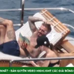 Vợ chồng Becks - Vic đi nghỉ sau World Cup kenhtingame com thumb vo chong becks vic di nghi sau world cup 63641784826464412 940w