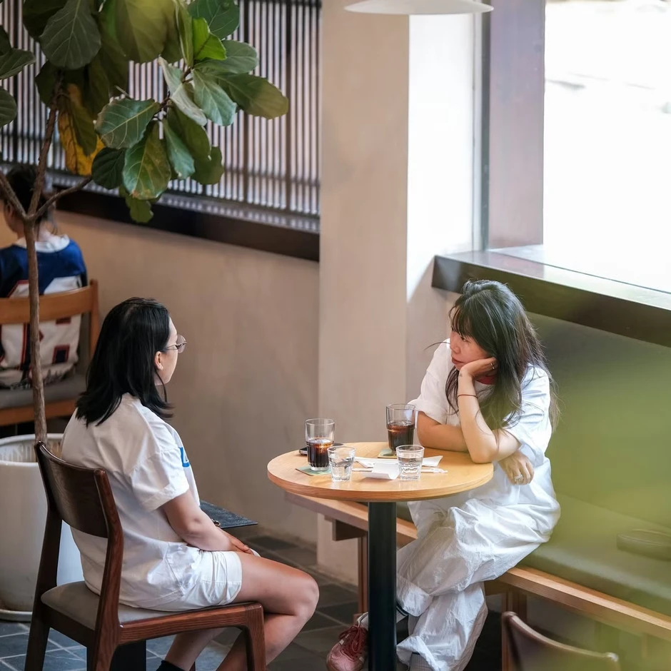 Từ 1/7, quán cà phê, nhà hàng mở nhạc phải đóng phí bản quyền thế nào?