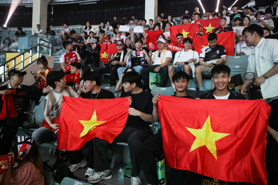 Tuyển Việt Nam sau 'World Cup PUBG' Tuyển Việt Nam sau 'World Cup PUBG'