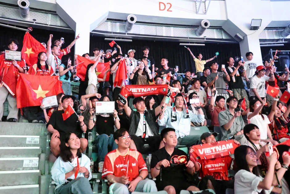 Tuyển Việt Nam sau 'World Cup PUBG' Tuyển Việt Nam sau 'World Cup PUBG'