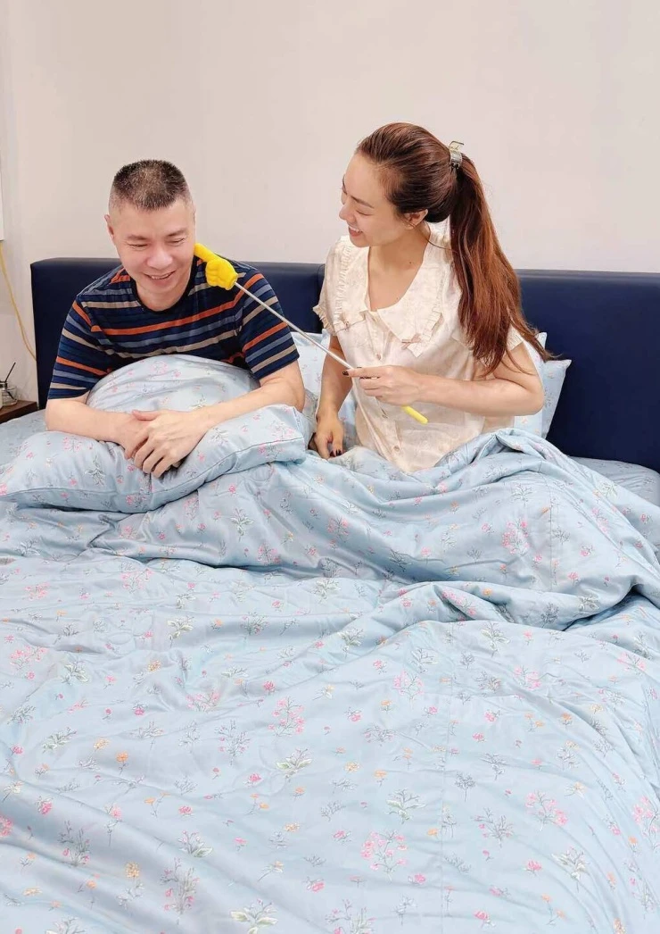 Vợ Công Lý: Tôi ấm ức khi nhận bình luận khiếm nhã mỗi ngày