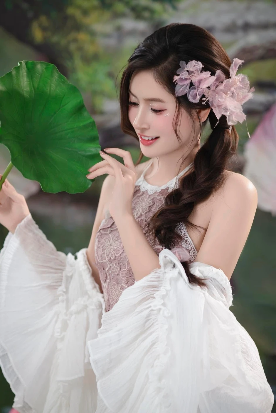 Hot girl 'ngủ gật' Phạm Hoàng Thu Uyên tỏa sáng tại đấu trường nhan sắc Hot girl 'ngủ gật' Phạm Hoàng Thu Uyên tự tin tại Hoa hậu Hoàn vũ Việt Nam 2022
